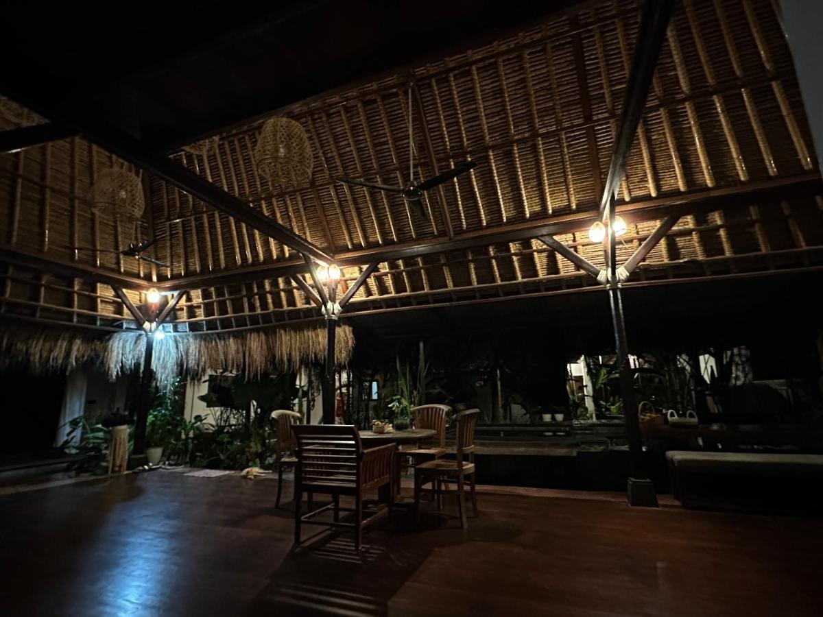 My Secret Home Seminyak Buitenkant foto