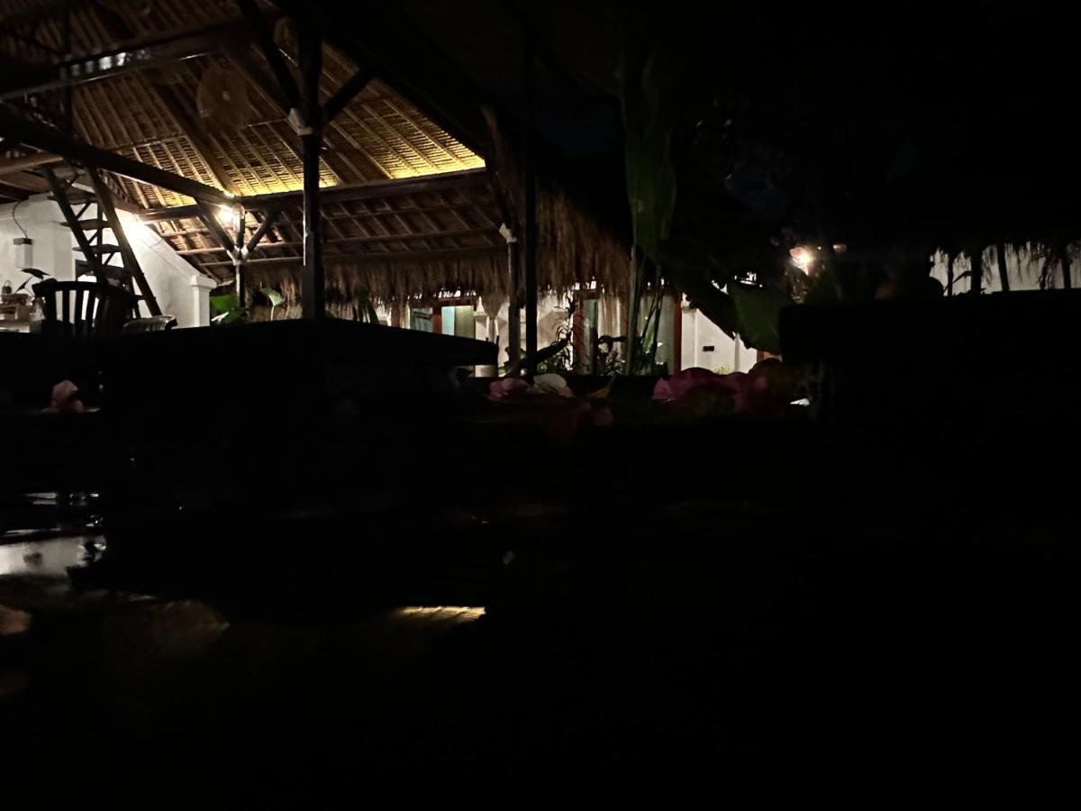 My Secret Home Seminyak Buitenkant foto