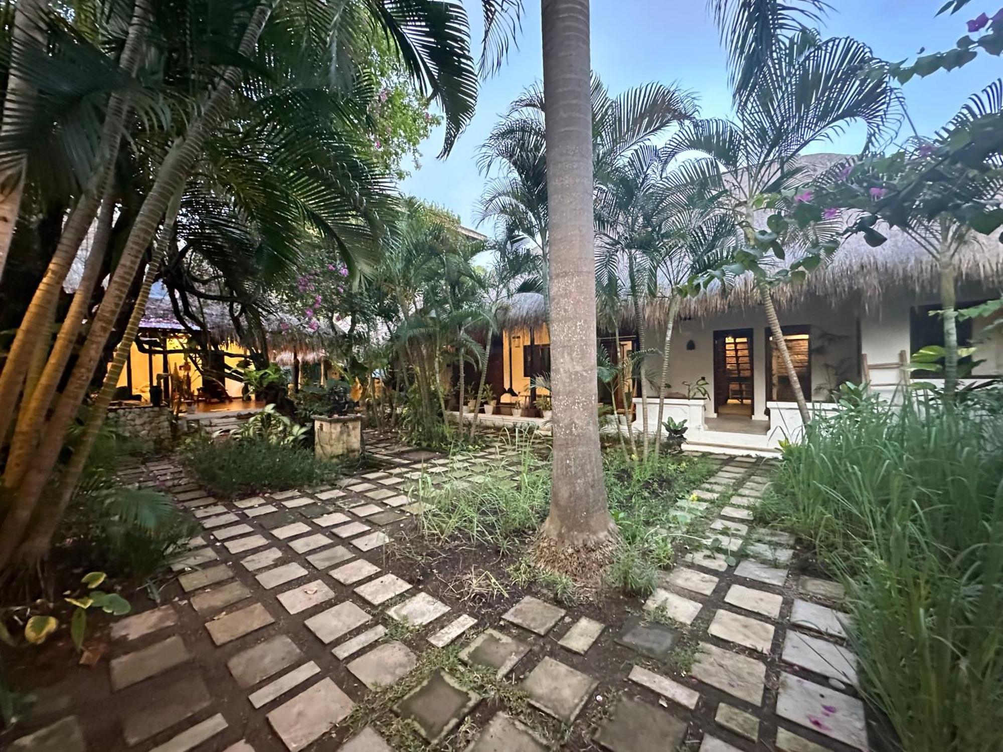 My Secret Home Seminyak Buitenkant foto