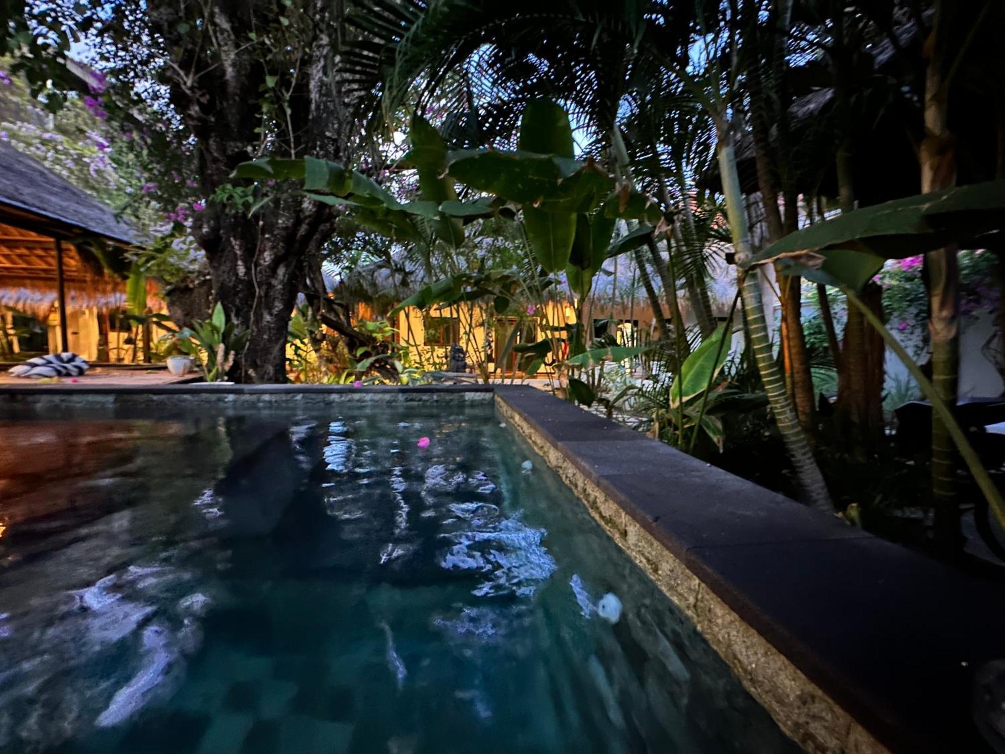 My Secret Home Seminyak Buitenkant foto