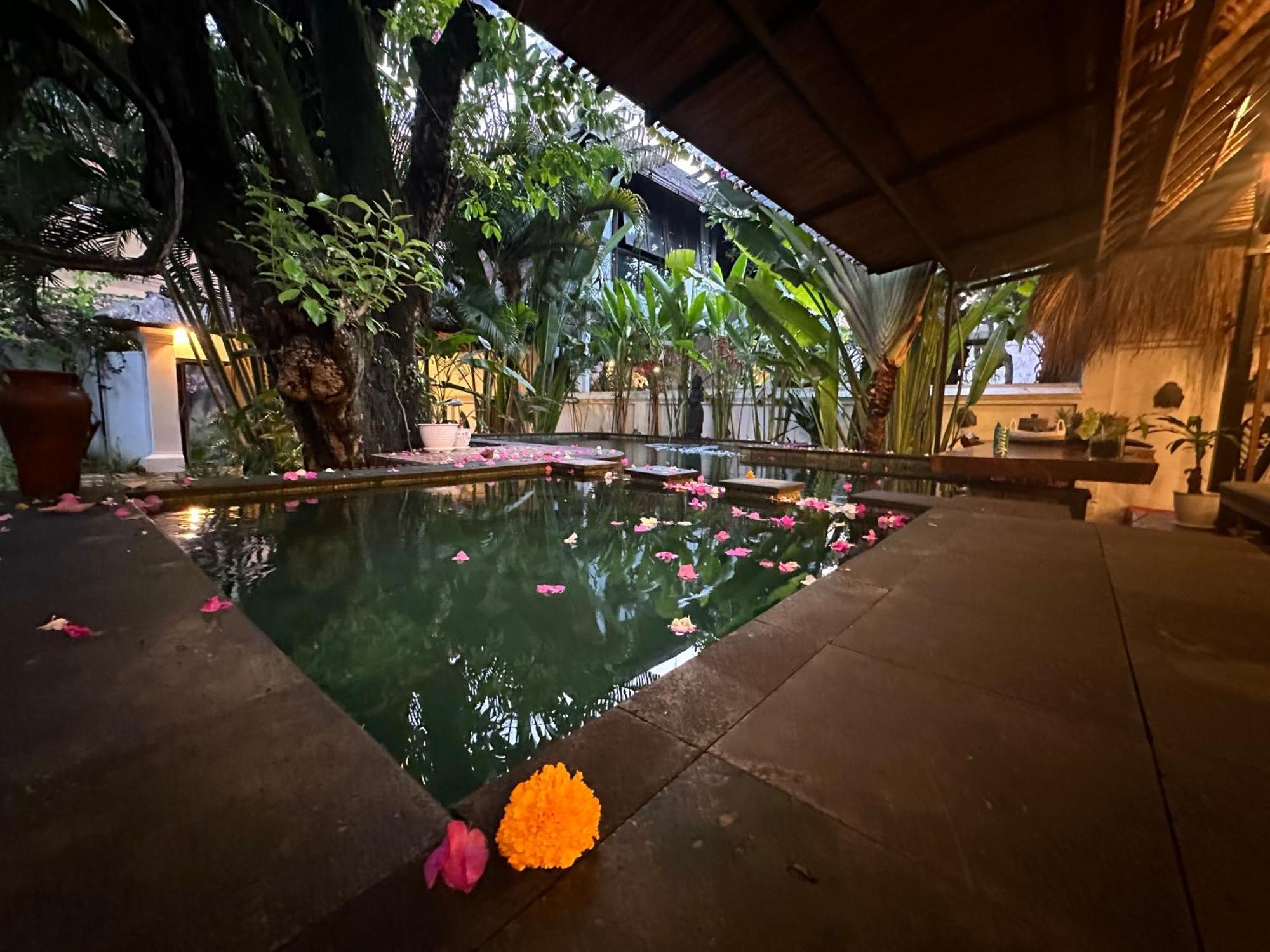 My Secret Home Seminyak Buitenkant foto